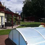 Irena Konukevi 3*